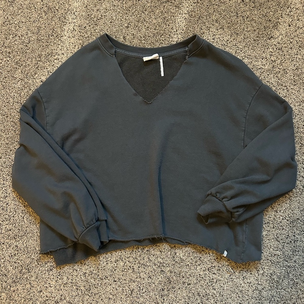urban outfitters cropped crewneck:out from under